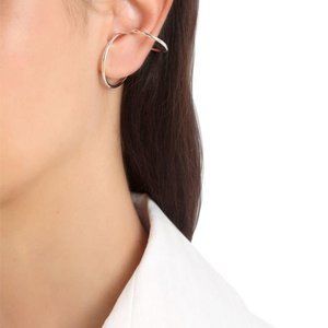 Saskia Diez Wire Bold Earcuff in Silver